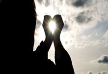 爱游戏娱乐-西悉尼流浪者球迷现场助威，球队斗志昂扬