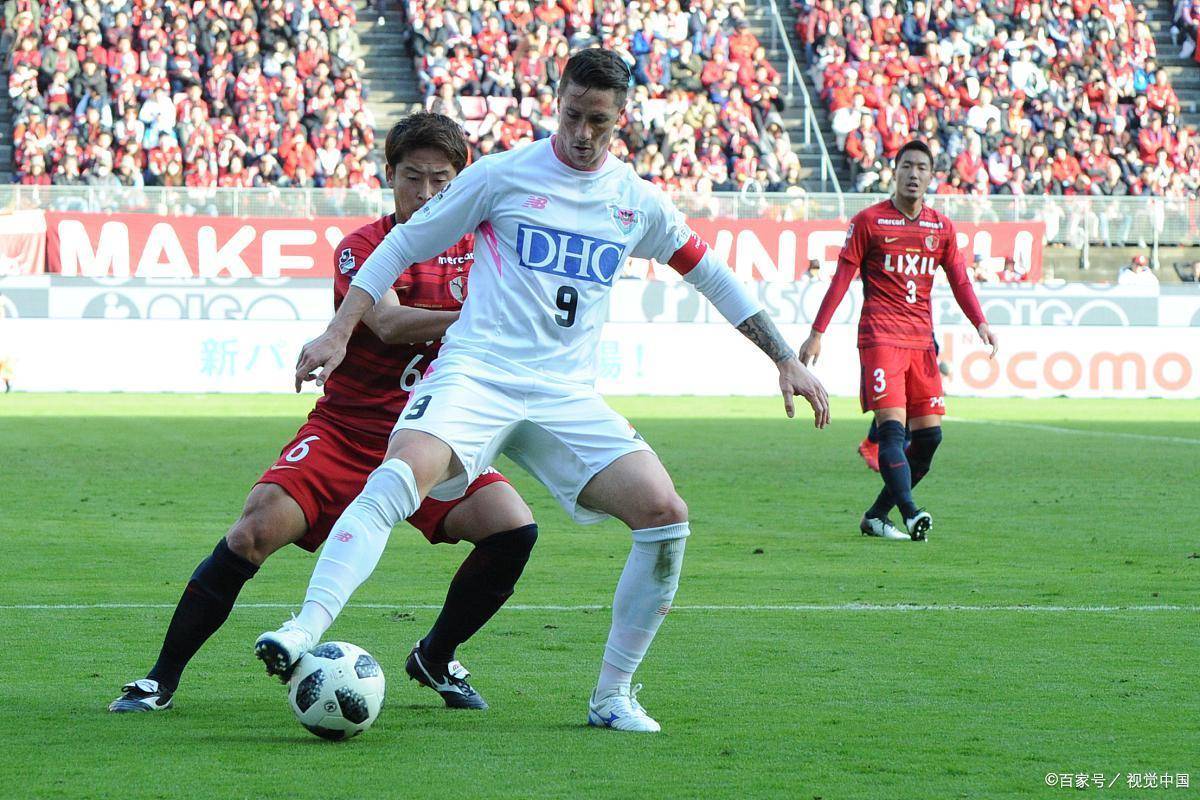 东京FC与对手正面交锋,比赛将激烈进行 东京FC与对手正面交锋,比赛将激烈进行