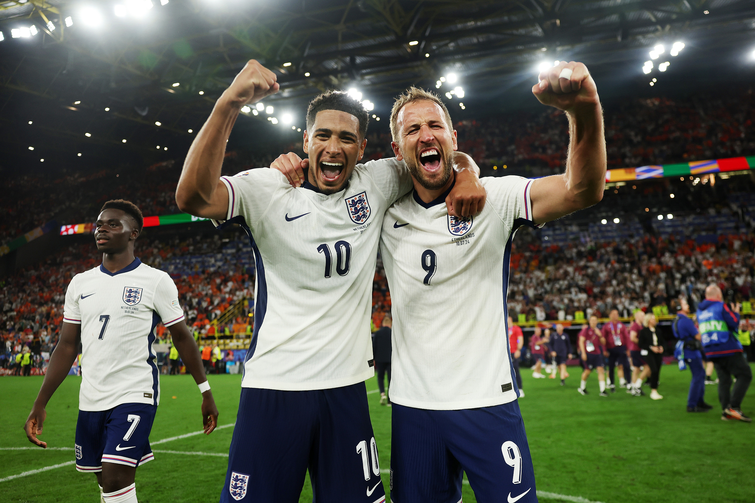 英格兰对阵阿根廷,争夺足球胜利 英格兰对阵阿根廷,争夺足球胜利