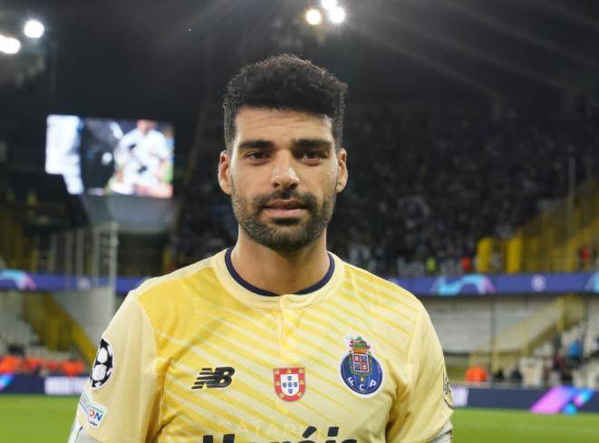 爱游戏APP-关于波尔图铁桶阵助推晋级，展现稳固实力的信息