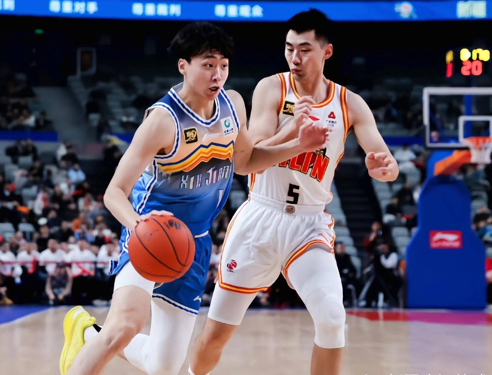 爱游戏下载-吉林队在最新比赛中最终取得惊险胜利