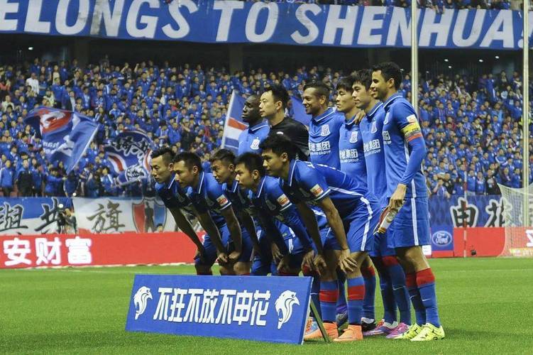 爱游戏APP-包含上海绿地申花阵容轮换频繁，团队默契受影响的词条