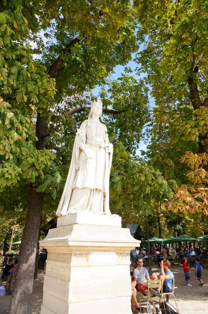 爱游戏APP-关于卢森堡大胜希腊抢携百万巨鳄拐走四强资格的信息