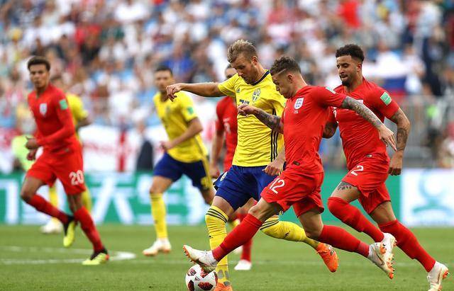 爱游戏-欧预赛英格兰主场大胜立陶宛，晋级领跑的简单介绍