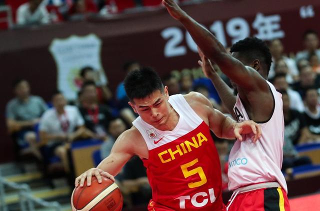 关于湖南男篮兢兢业业,力压对手取得胜利的信息 关于湖南男篮兢兢业业,力压对手取得胜利的信息