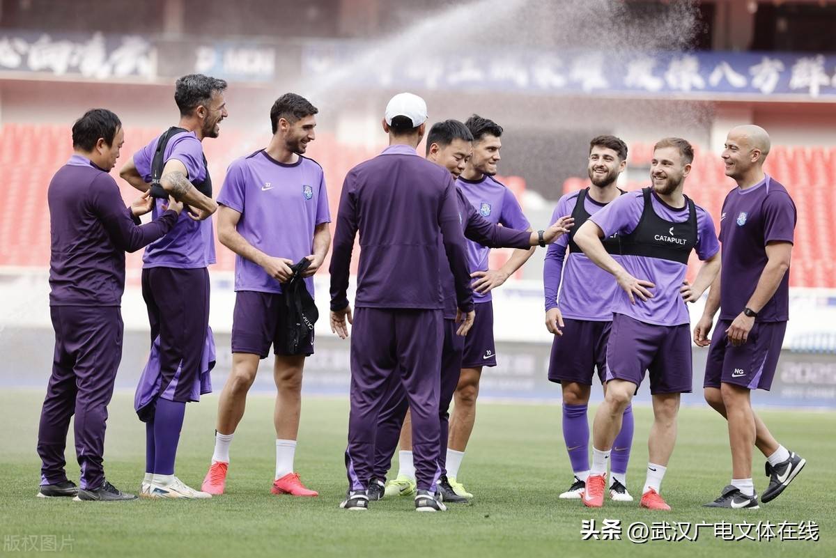 爱游戏在线-比赛结束后球队精神状态完好，备战下一场对决