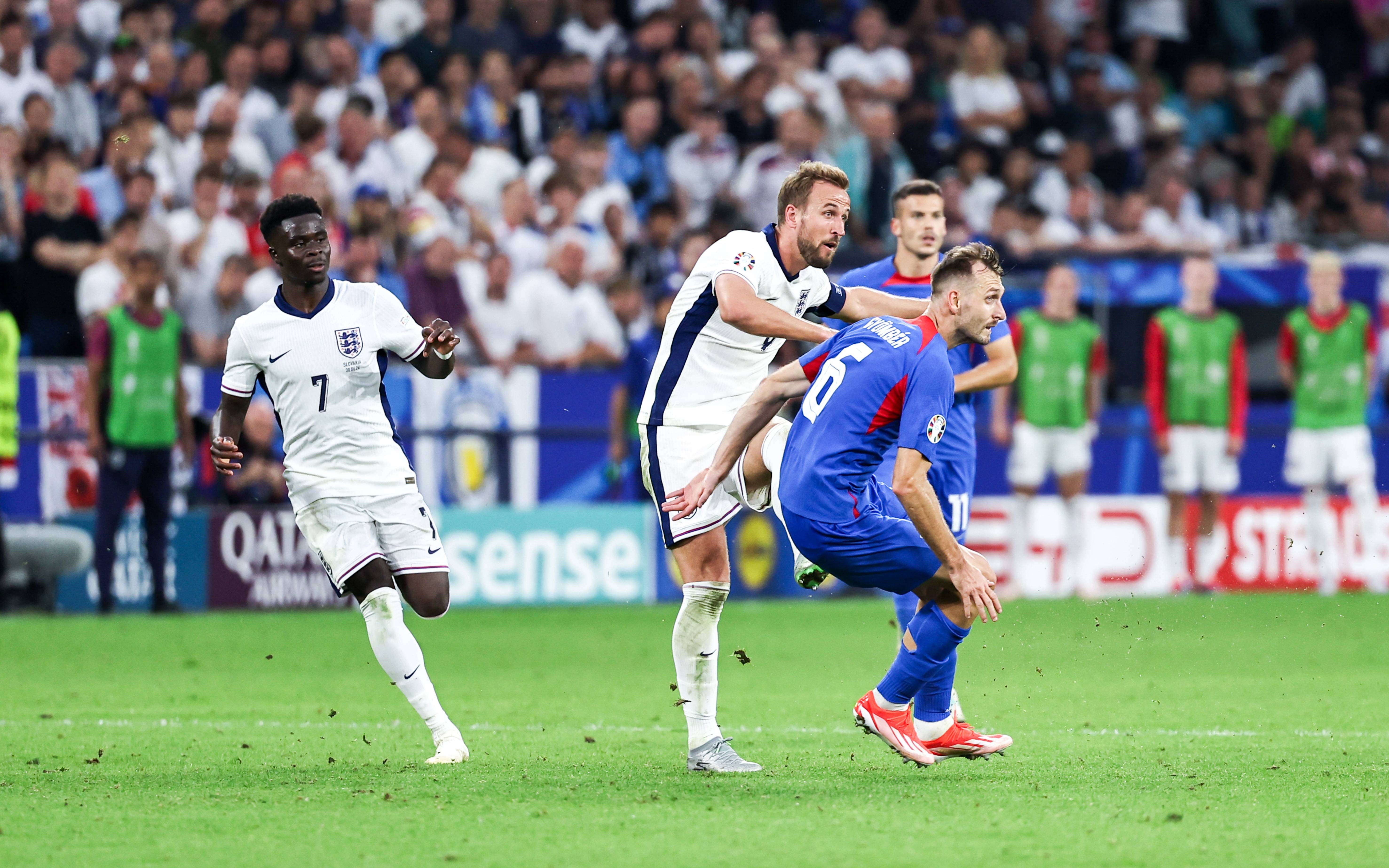 欧洲国家竞技场上演巅峰对决 欧洲国家竞技场上演巅峰对决