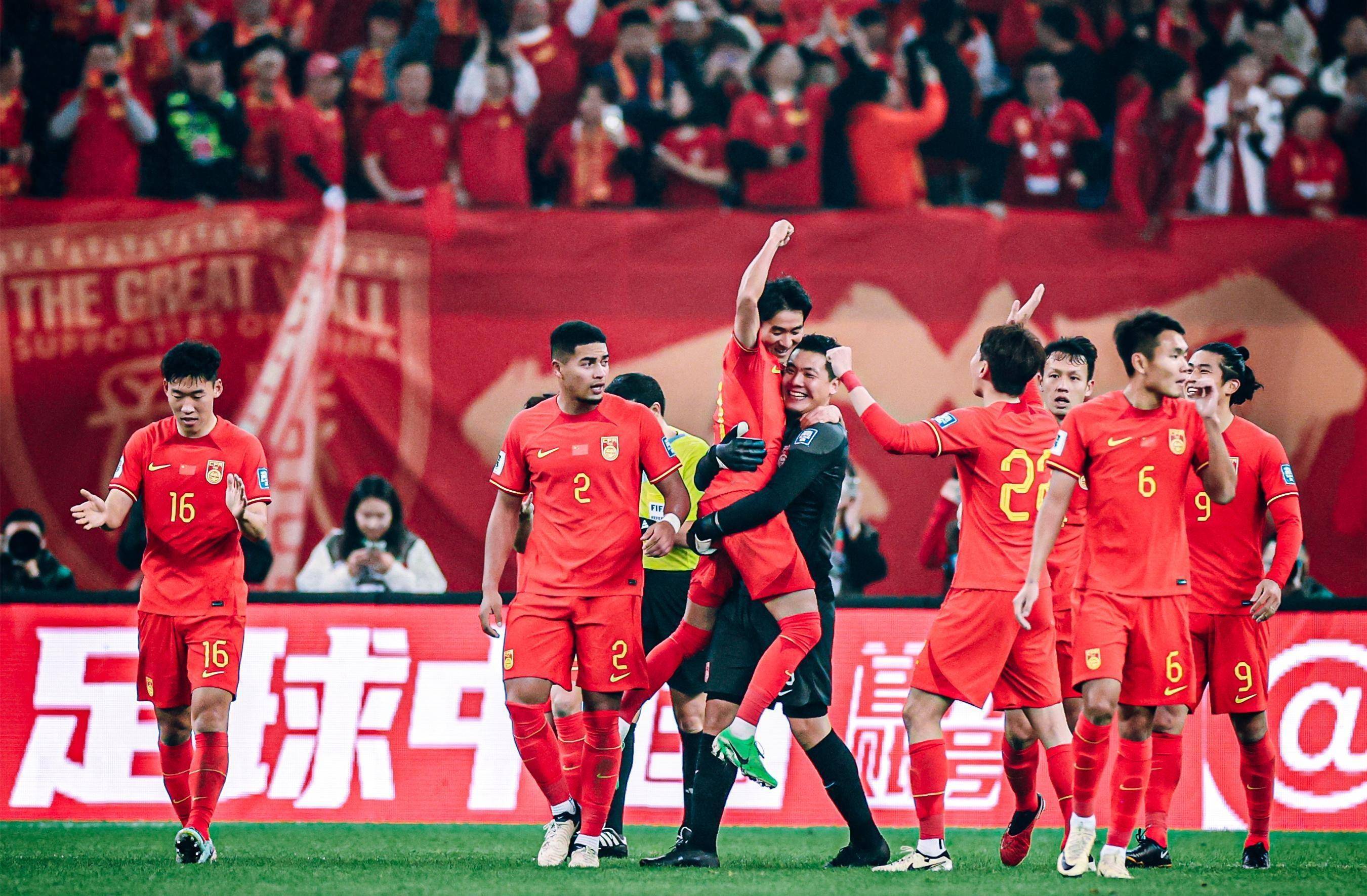 爱游戏APP-世预赛：澳大利亚战胜立陶宛