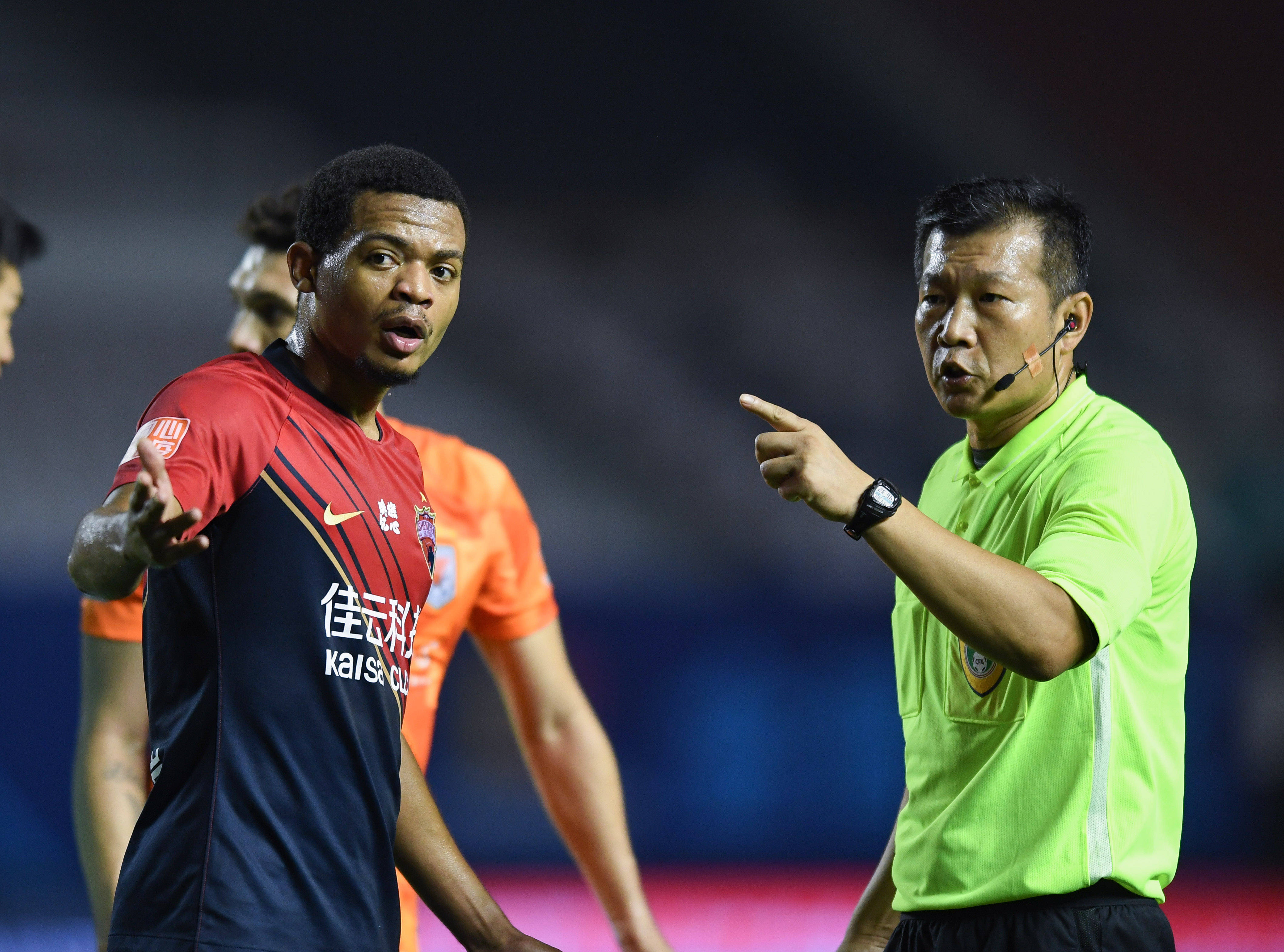 爱游戏tv-北京人和主场比力克深圳佳兆业