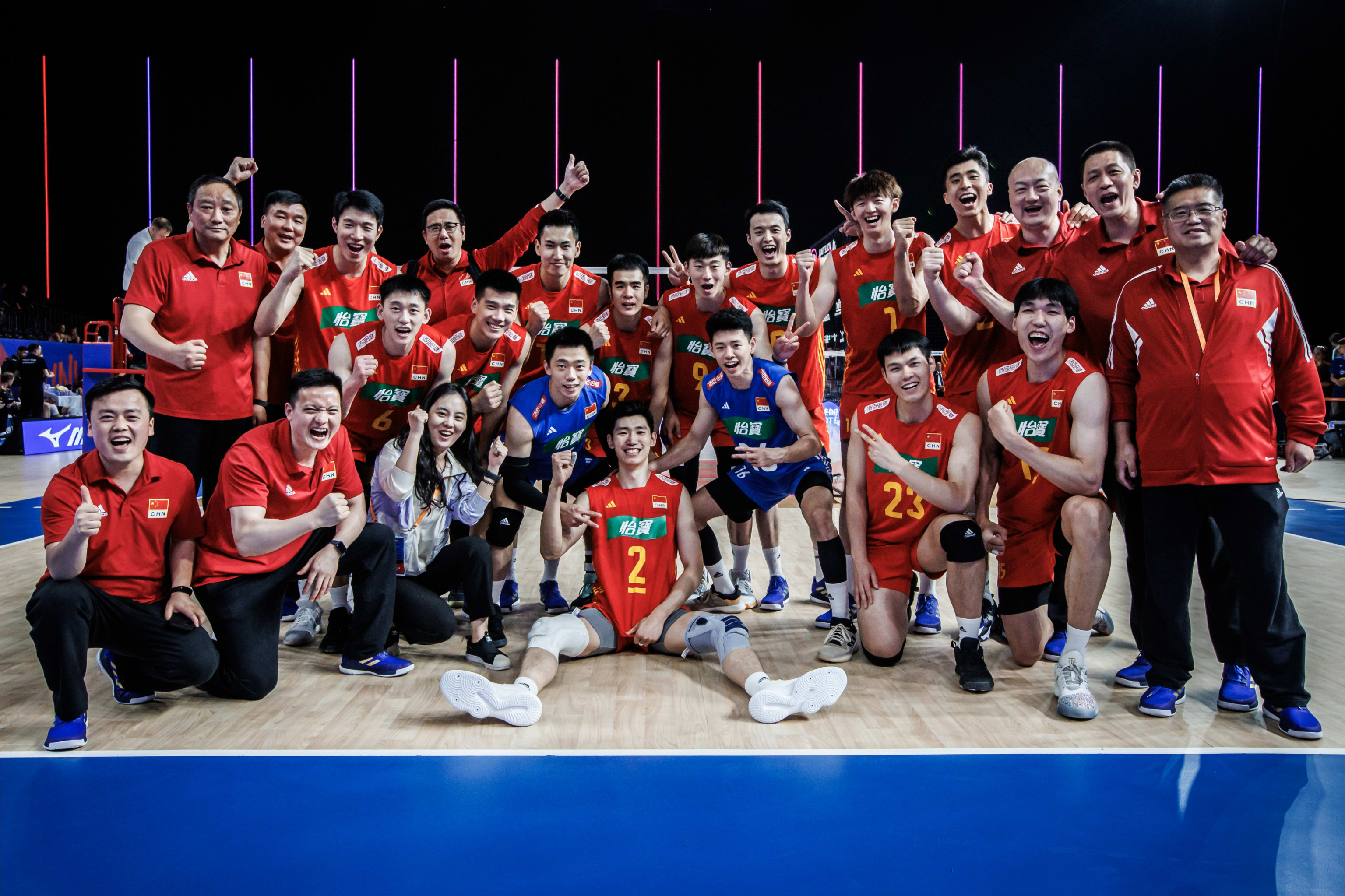 巴西男子排球队惊险战胜德国 巴西男子排球队惊险战胜德国