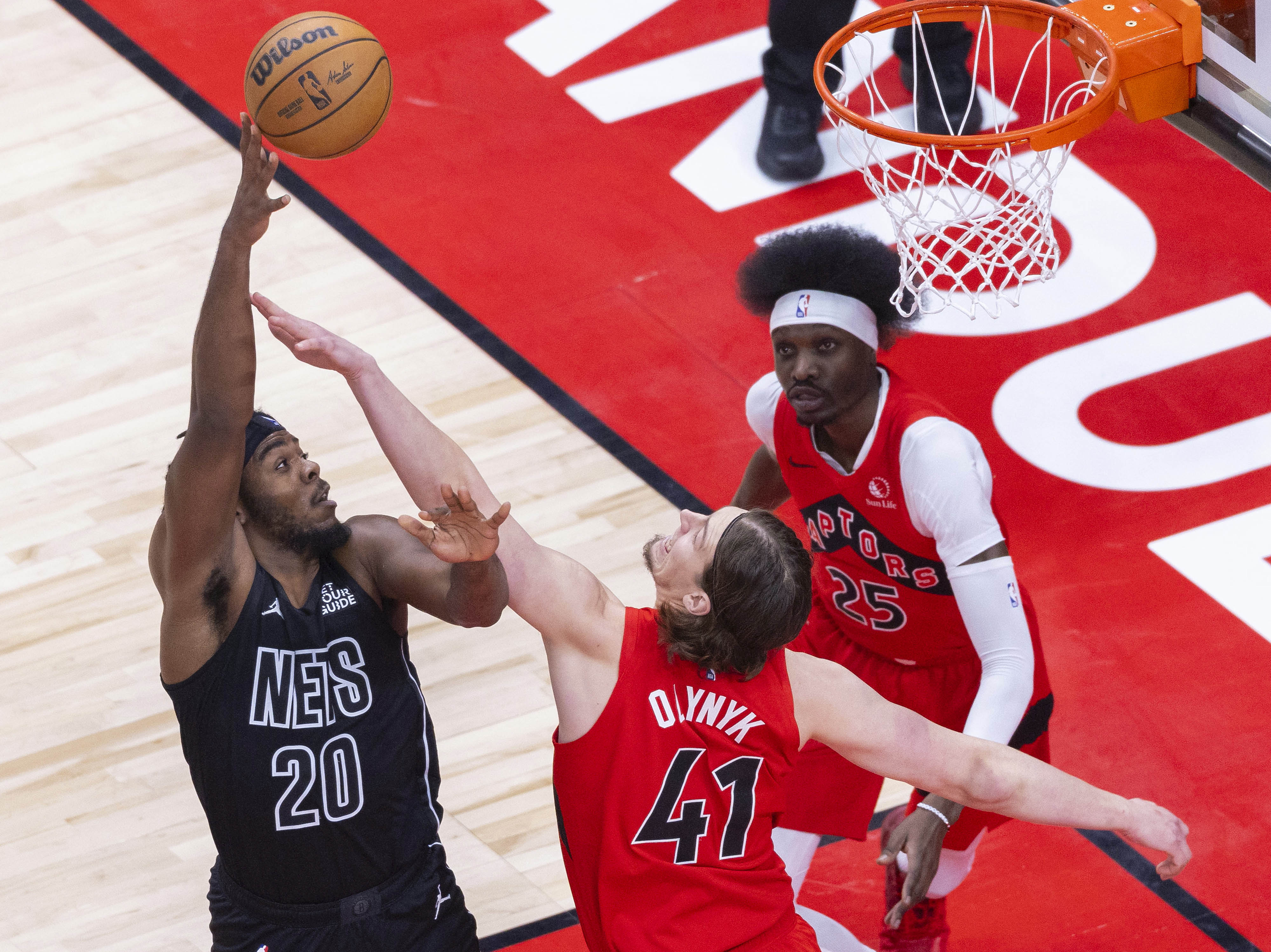 爱游戏tv-包含猛龙队战胜魔术队，继续保持不败的词条