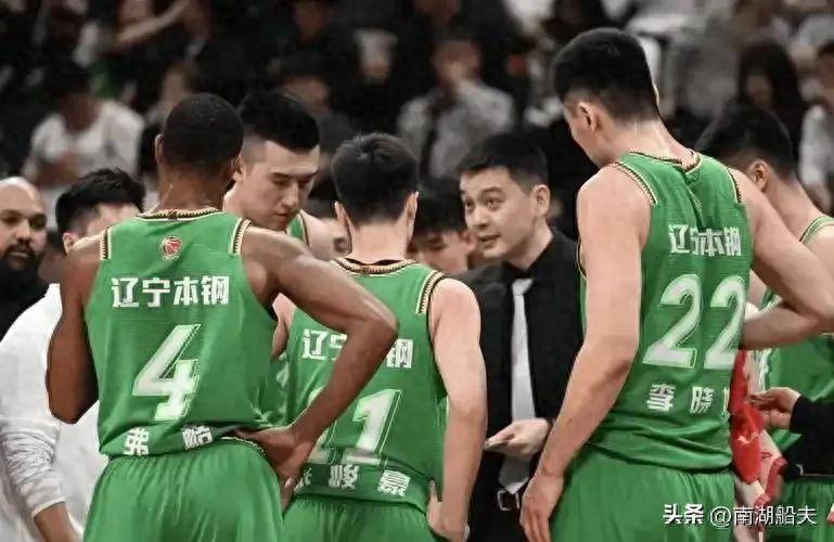 辽宁男篮新赛季表现不俗，冲击前四名