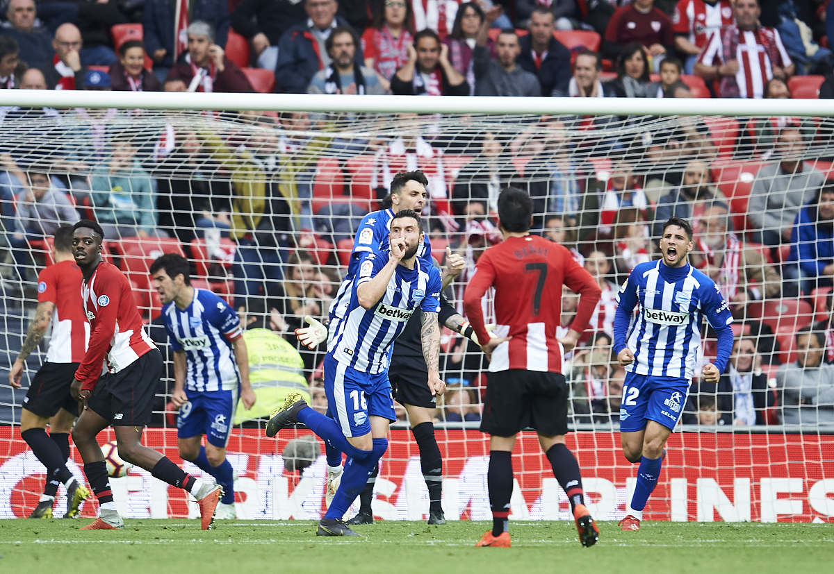 爱游戏入口-都灵客场挫败巴塞罗那，实现保级壮举