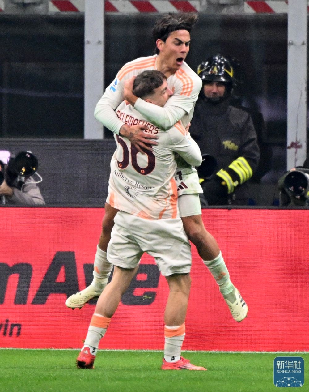 罗马球员集体伤愈,备战接下来的比赛 罗马球员集体伤愈,备战接下来的比赛