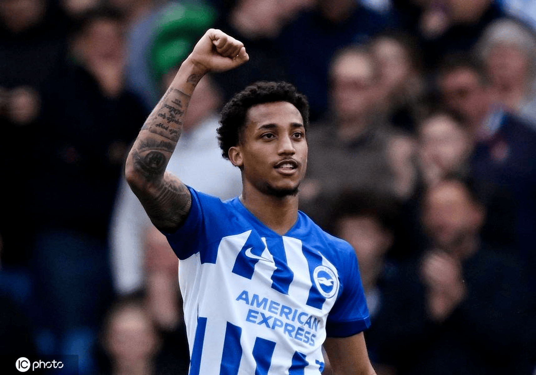 爱游戏官方入口-切尔西前锋再度进球，或将成为球队希望之光