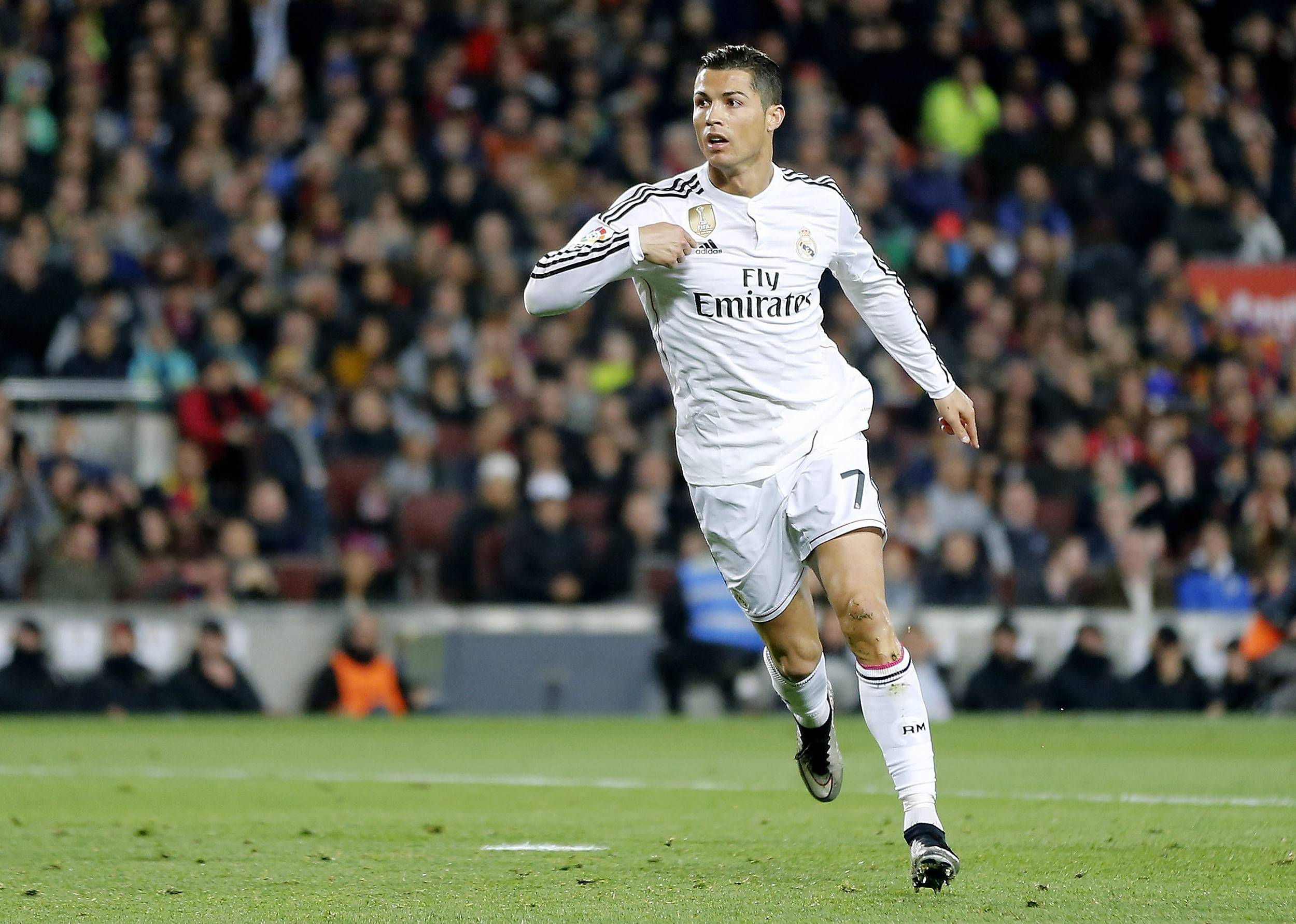 爱游戏APP-关于皇马飘红，BBC组合锋无力巴萨无法招架的信息