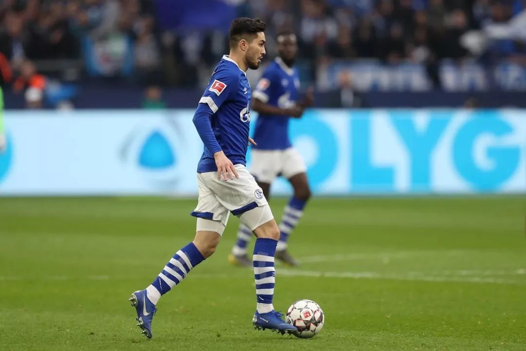 爱游戏官网-包含沙尔克再次失利，陷入保级泥潭的词条