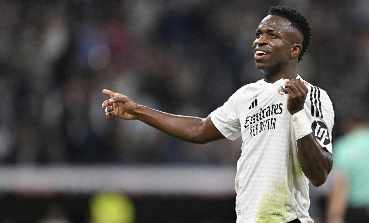 爱游戏官方入口-皇家马德里再获胜利，西班牙足球名不虚传