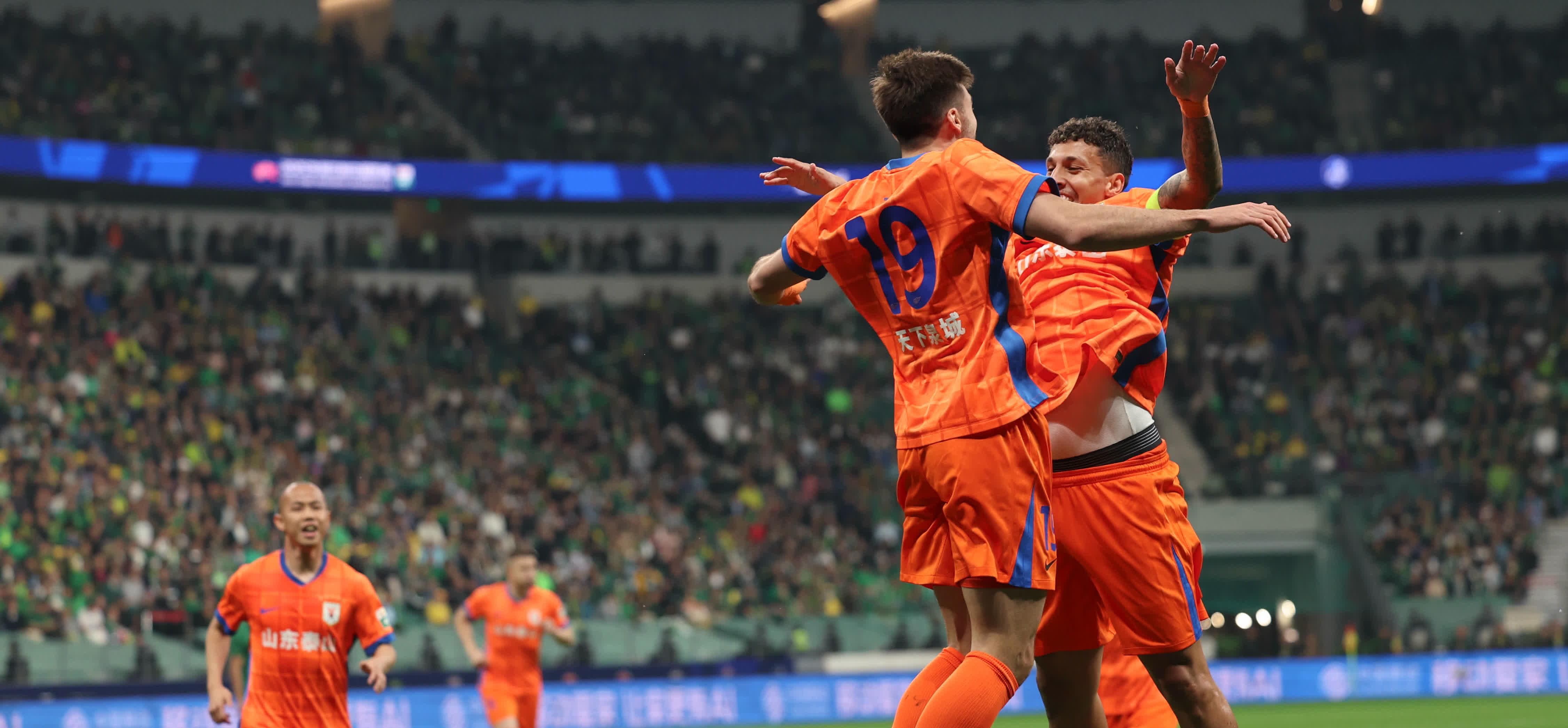 关于中超赛场上精彩一幕,势均力敌激情四射的信息 关于中超赛场上精彩一幕,势均力敌激情四射的信息