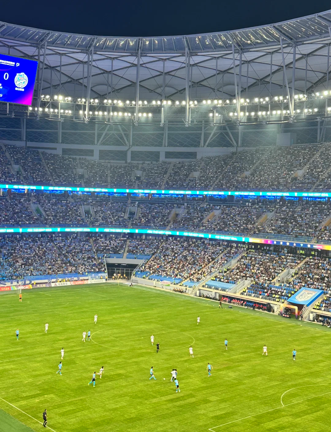 爱游戏-大连队主场连续胜场，成功逆袭领跑