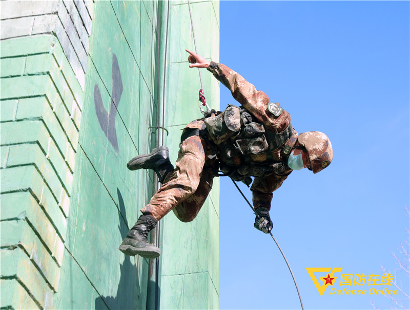 爱游戏大厅-一丝不苟!劲旅全力以赴夺冠之路