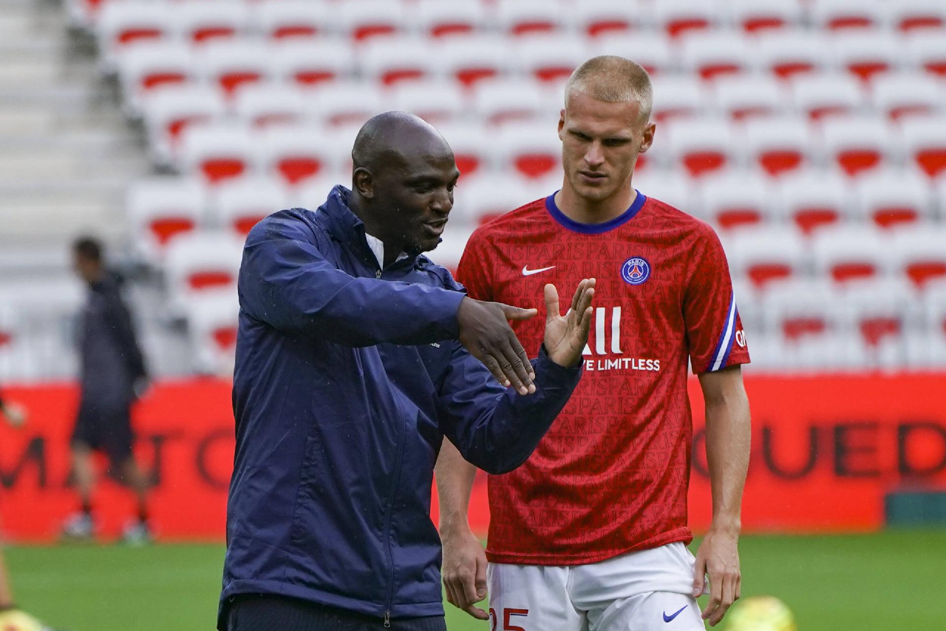 爱游戏娱乐-蒙彼利埃球员患伤低迷，状态不容乐观