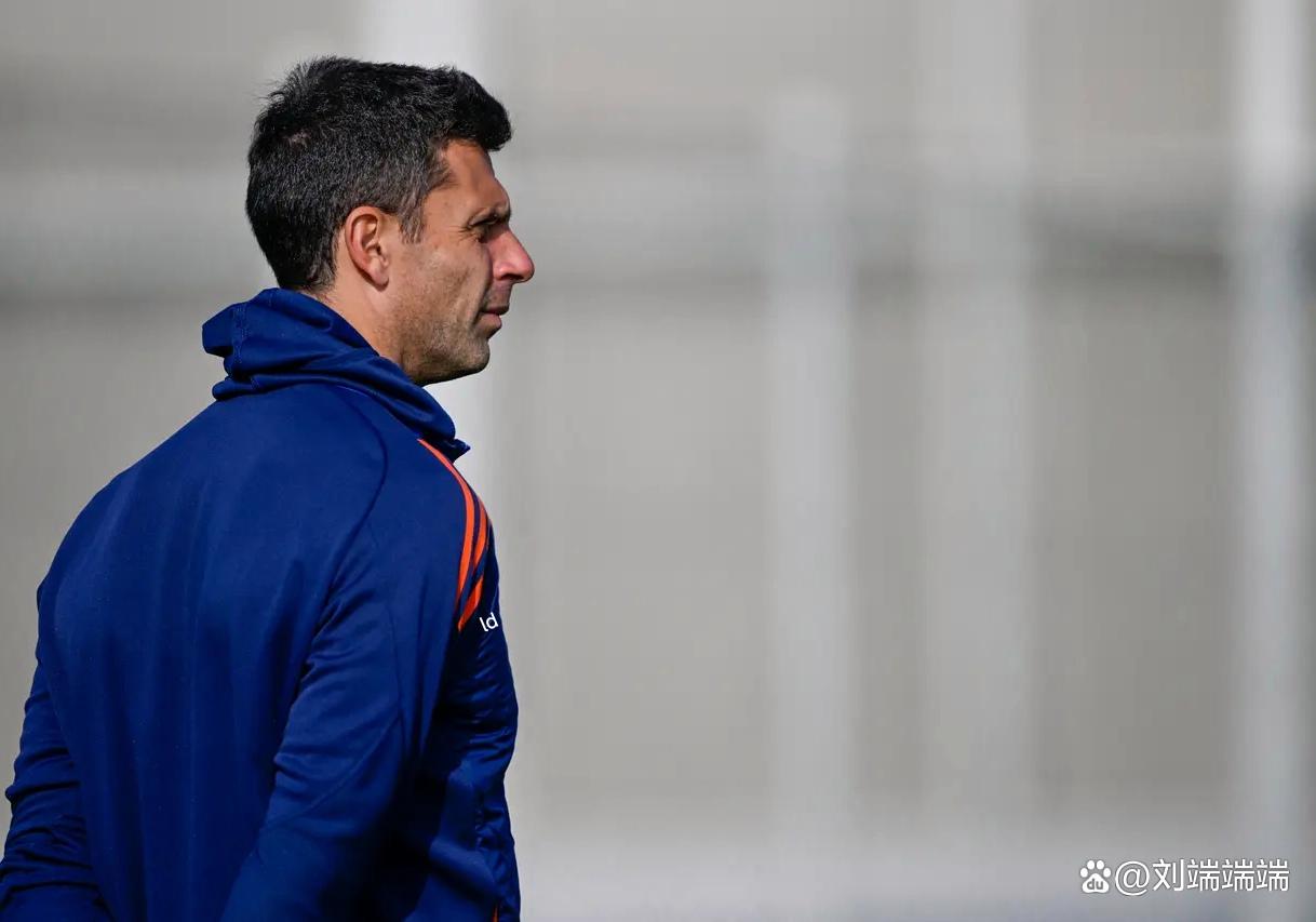 维罗纳队员备战意大利杯,全力争取晋级 维罗纳队员备战意大利杯,全力争取晋级