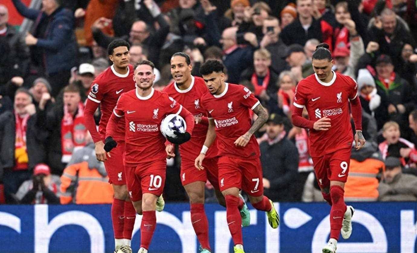 比赛中的战术较量,谁能化危为机笑傲赛场?的简单介绍 比赛中的战术较量,谁能化危为机笑傲赛场?的简单介绍