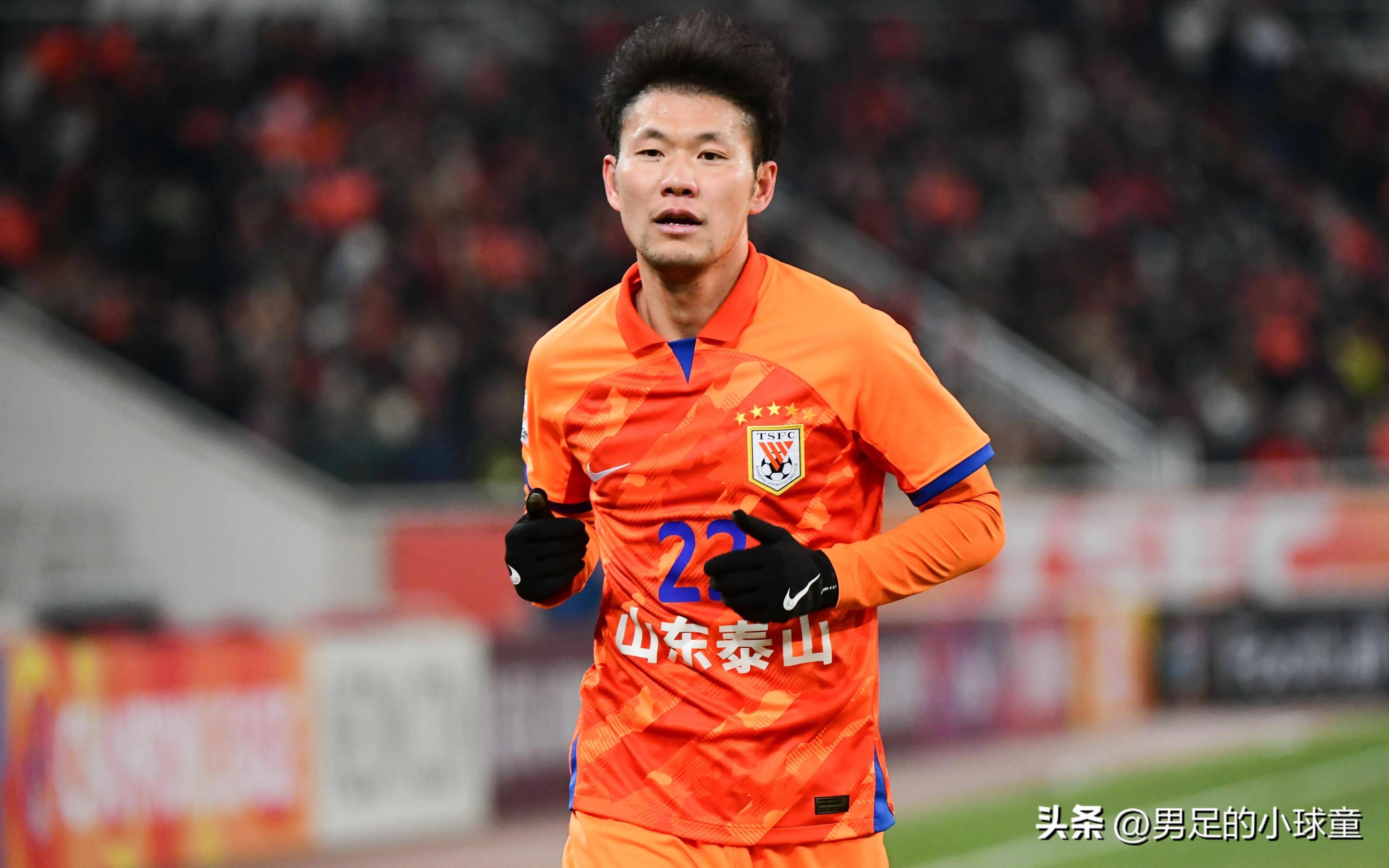 中超球员才华横溢,备受国内外俱乐部青睐 中超球员才华横溢,备受国内外俱乐部青睐