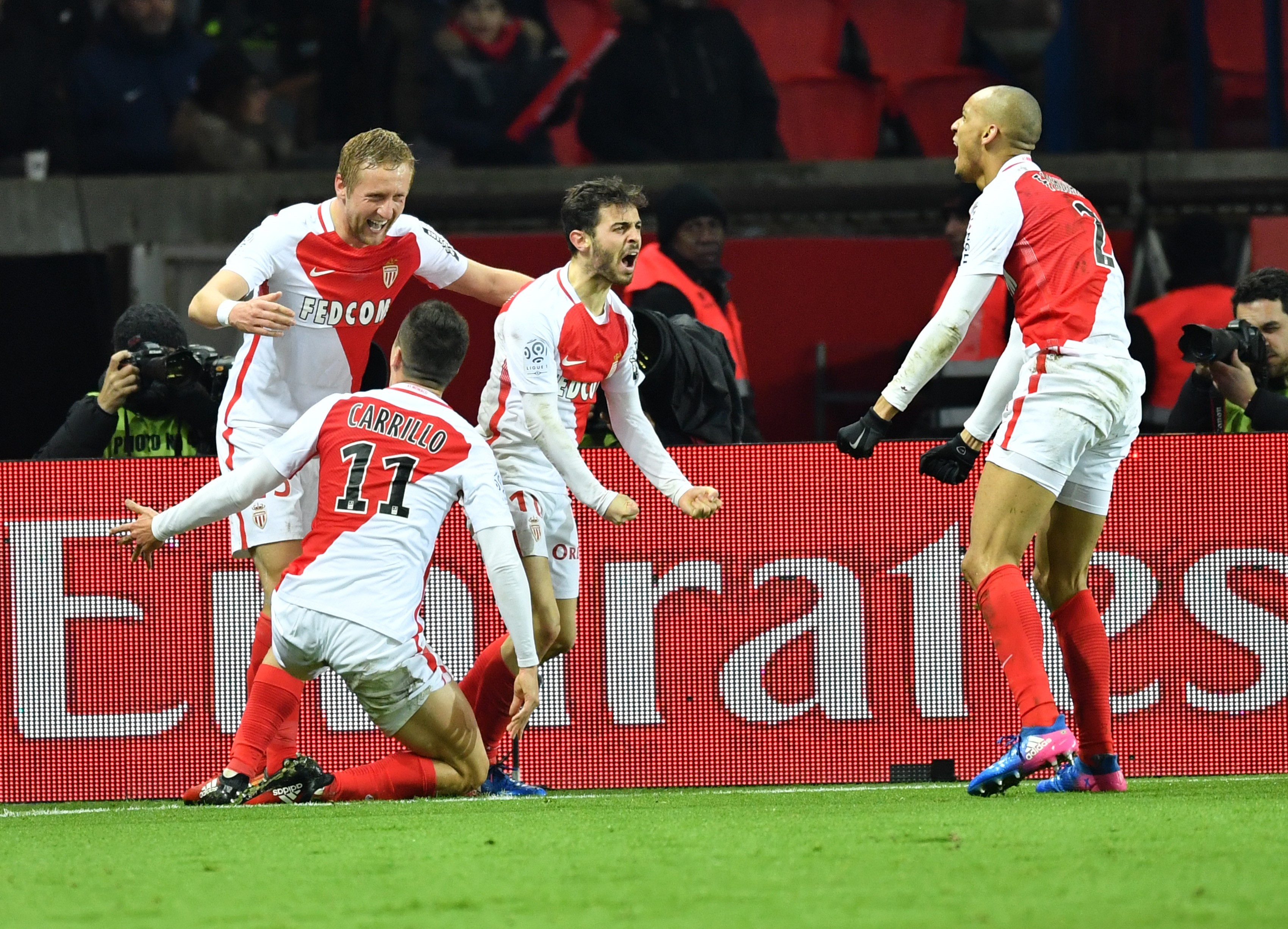 爱游戏官方-摩纳哥主场告负，保级艰难挣扎的简单介绍