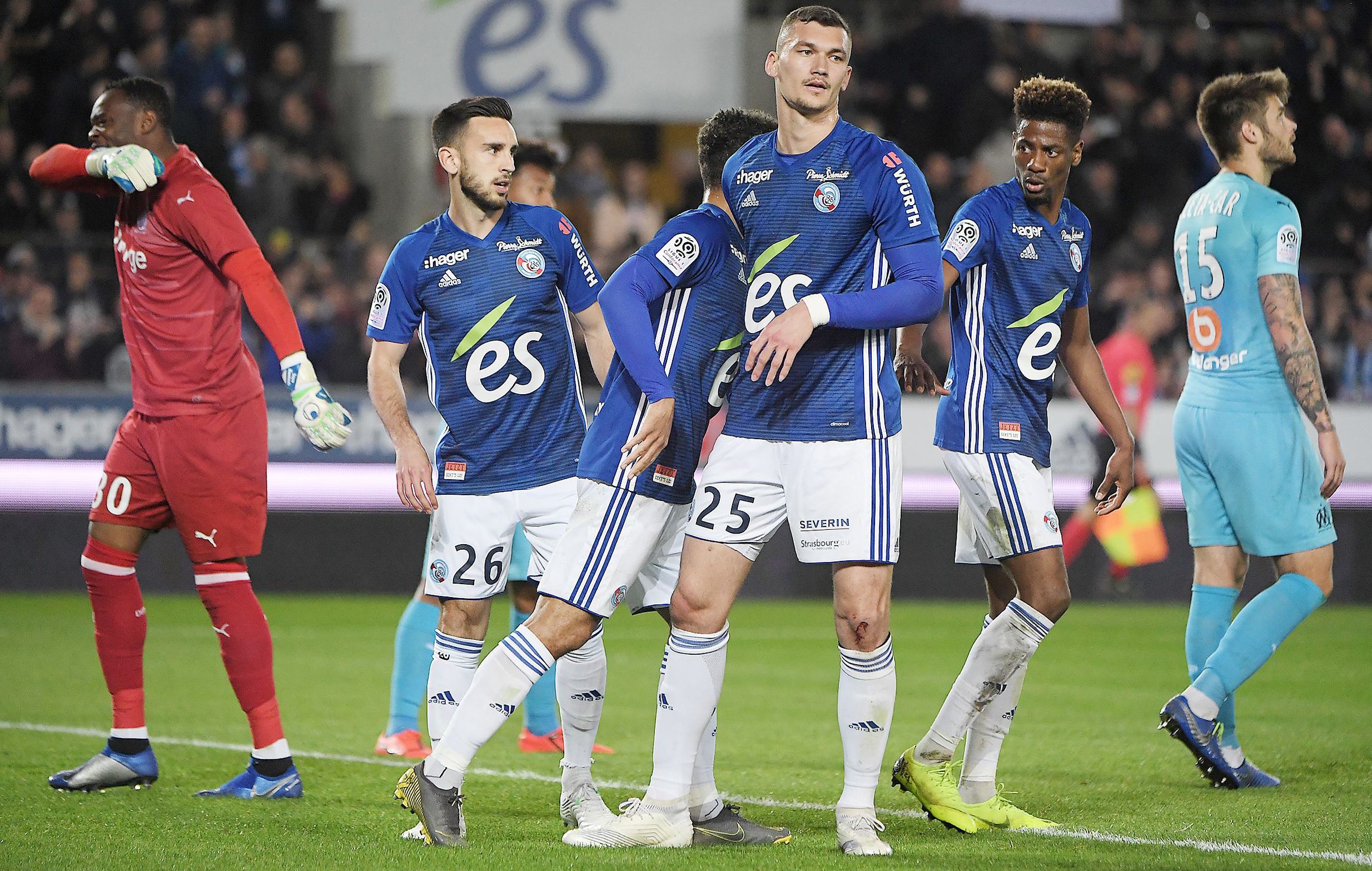 爱游戏娱乐-包含斯特拉斯堡主场战平，暂时难分胜负的词条