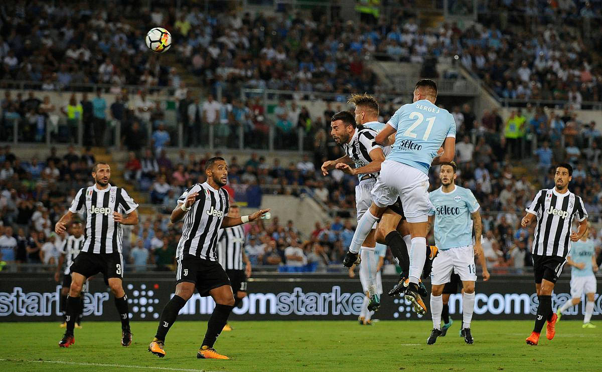 包含拉齐奥被逼平，争夺欧冠资格激烈的词条