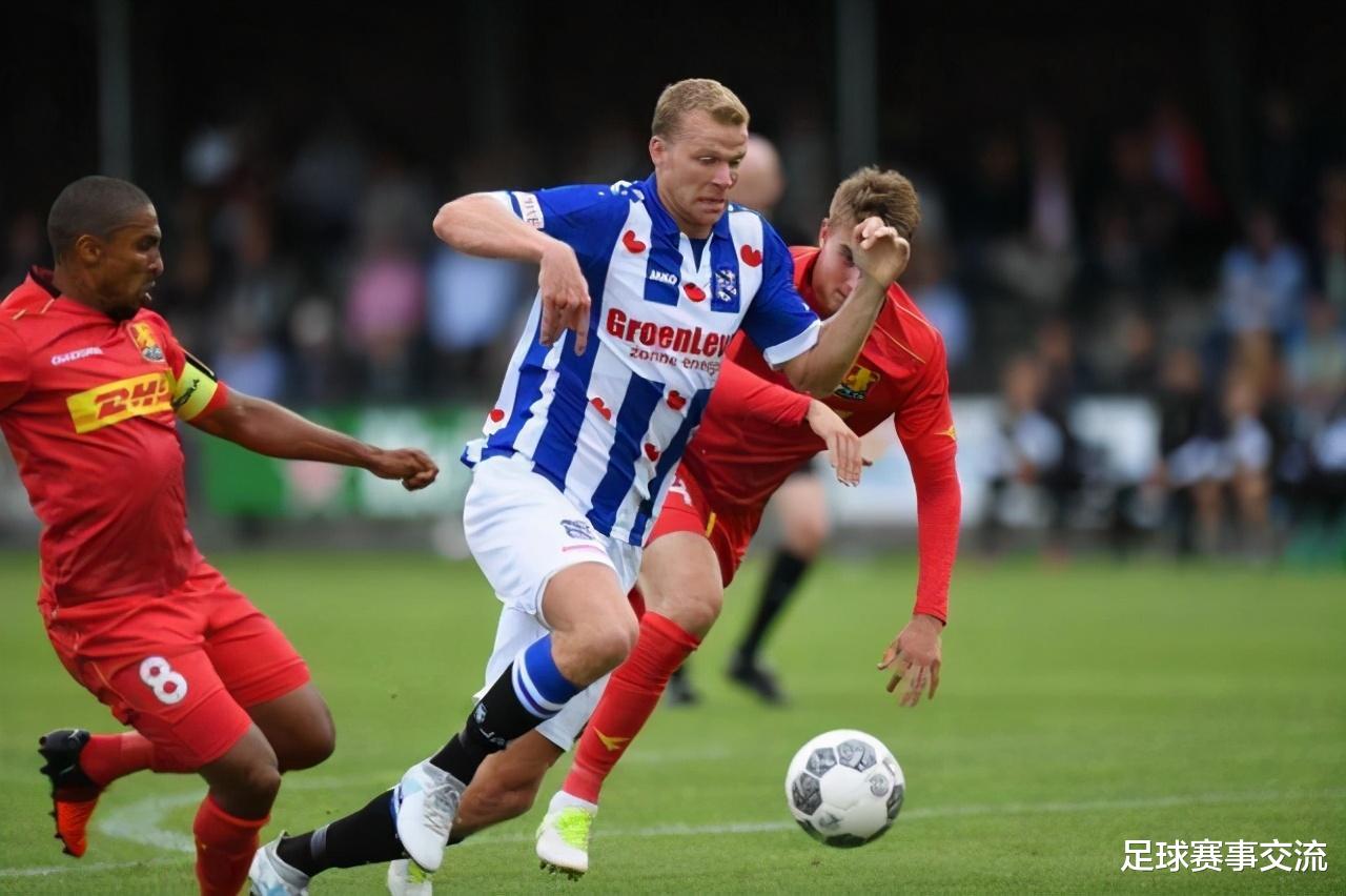 爱游戏tv-里昂球队锋线火力强劲,客场连胜