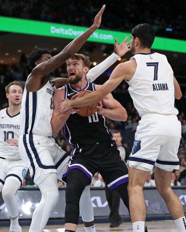 灰熊负于快船,莫兰特连续两场表现低迷 灰熊负于快船,莫兰特连续两场表现低迷