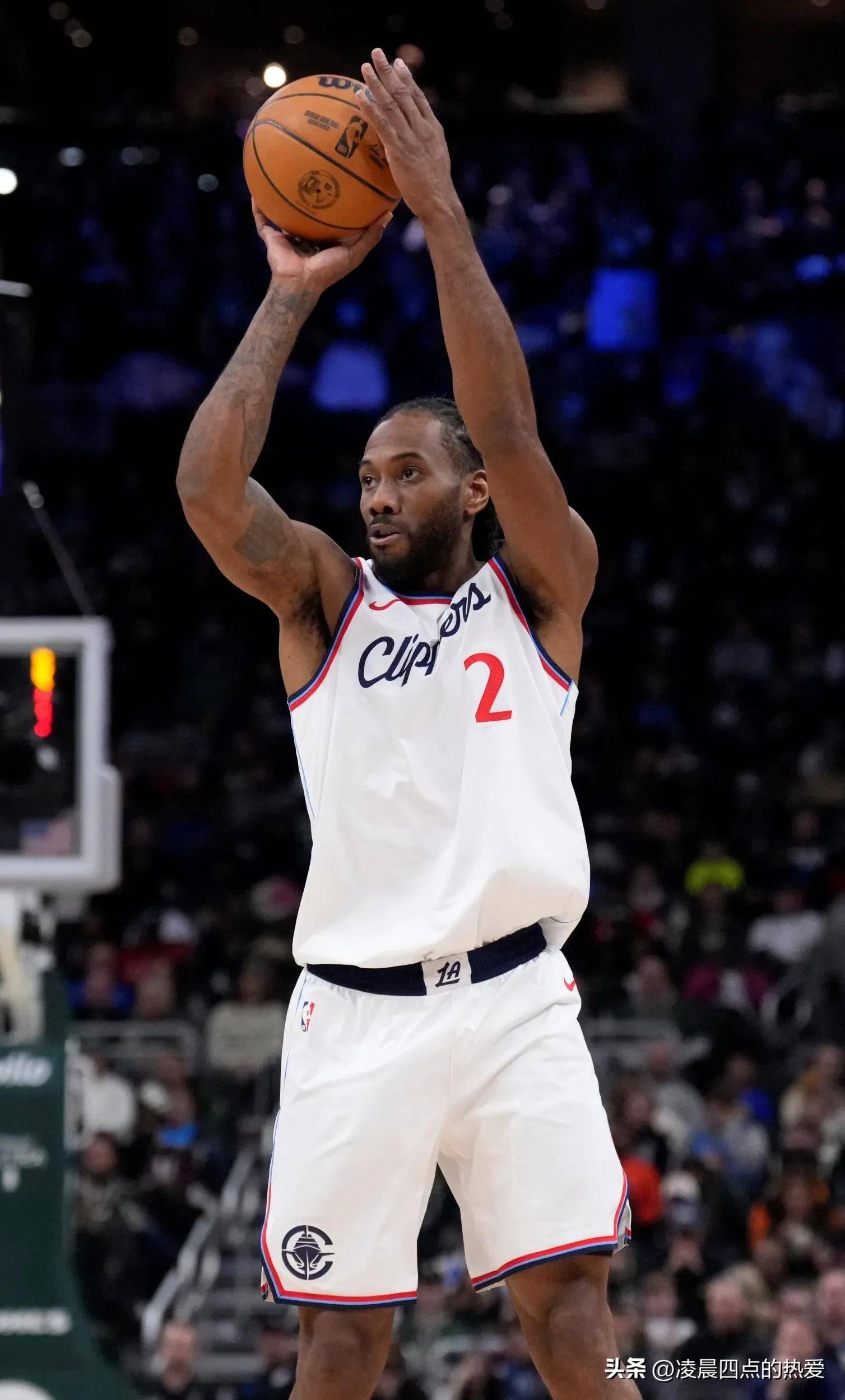 爱游戏入口-快船背靠背比赛全胜，战胜公牛