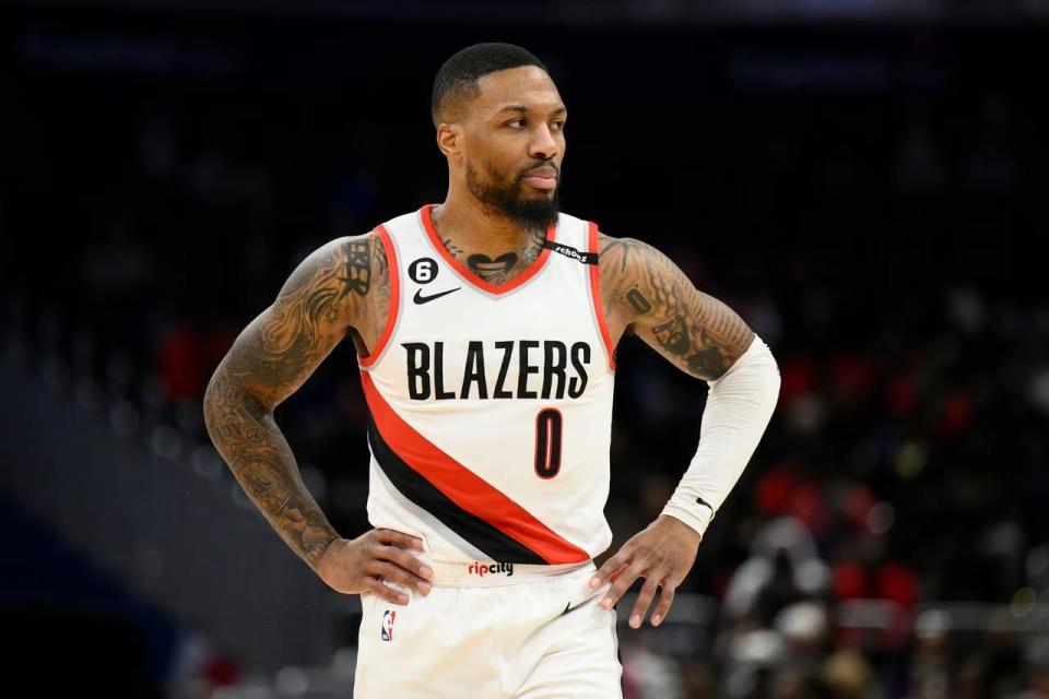 开拓者队轻取奇才队,利拉德砍下29分 开拓者队轻取奇才队,利拉德砍下29分