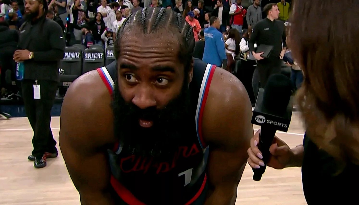 火箭球星哈登受伤,或将缺席数场比赛 火箭球星哈登受伤,或将缺席数场比赛