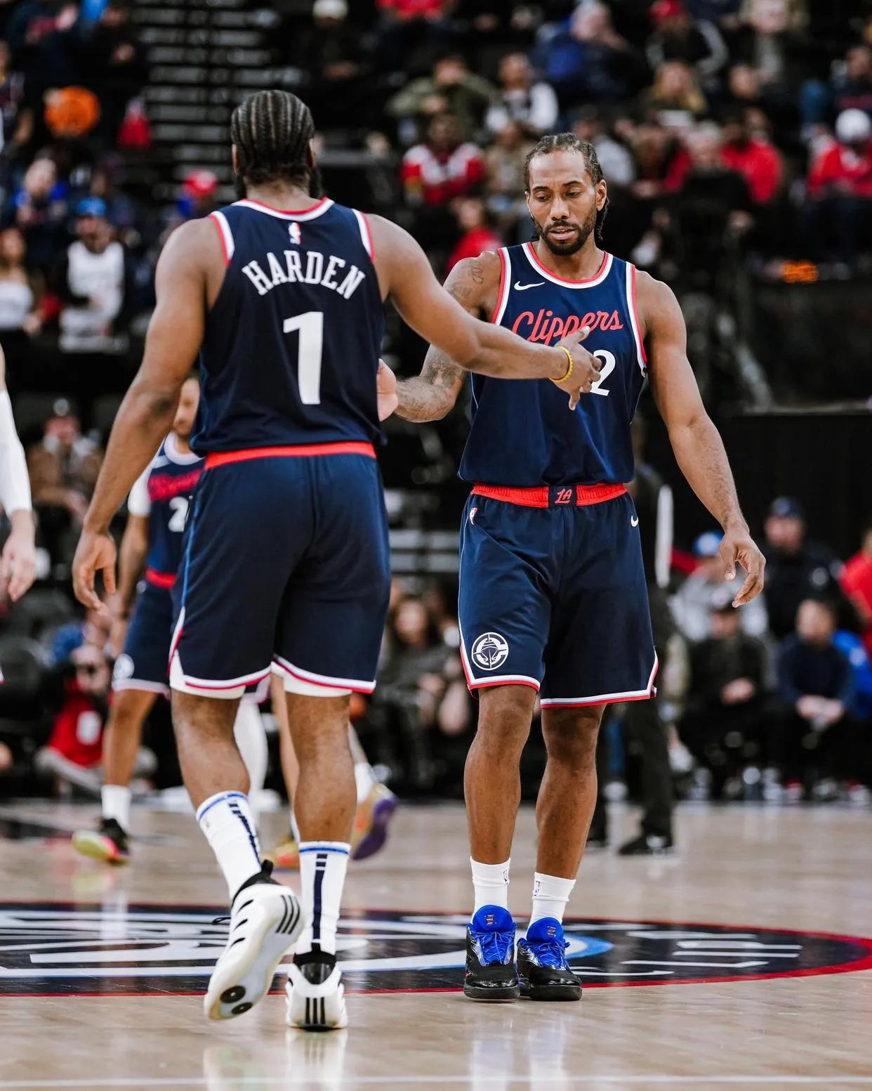 爱游戏体育-NBA季后赛揭幕太阳力挫快船