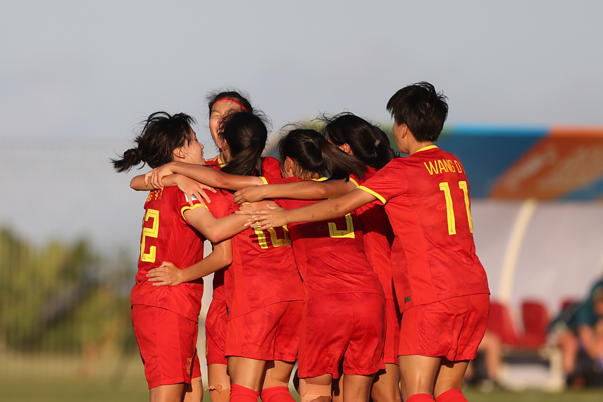 包含亚洲杯比赛上,女子队伍取得胜利的词条 包含亚洲杯比赛上,女子队伍取得胜利的词条