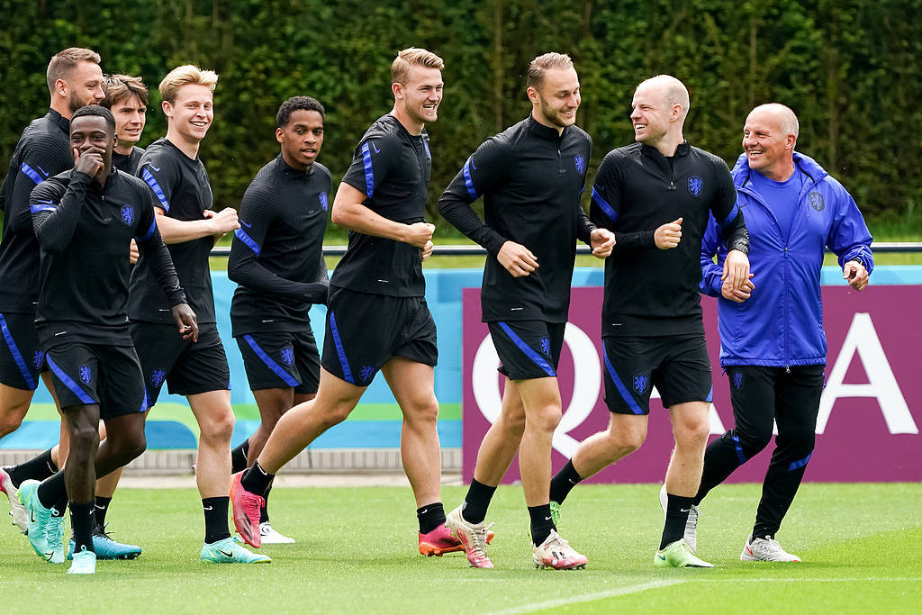 爱游戏体育-那不勒斯主场不敌佛罗伦萨,遗憾告负