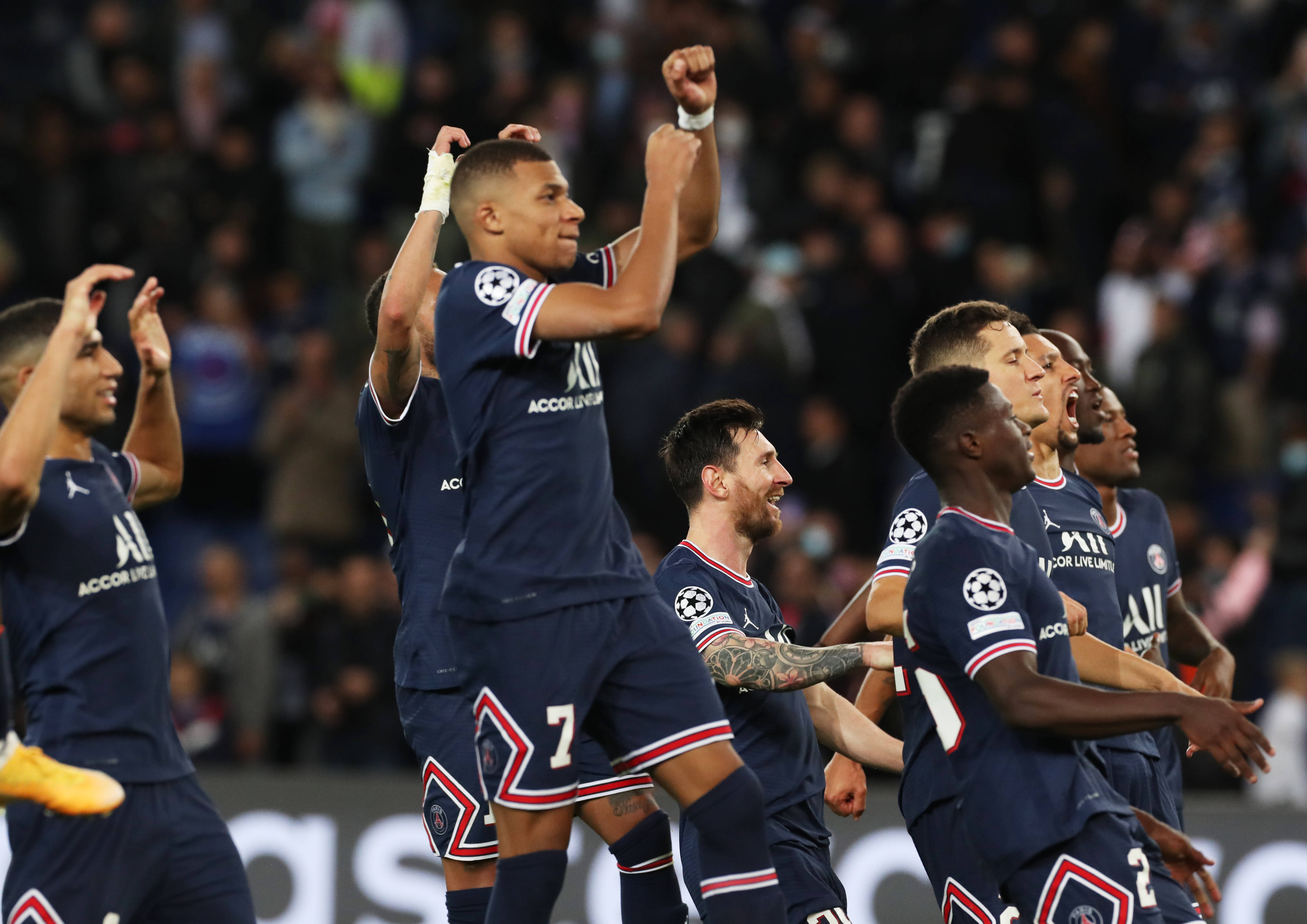 巴黎圣日耳曼主场大胜蒙彼利埃，法甲前4上演激情较量