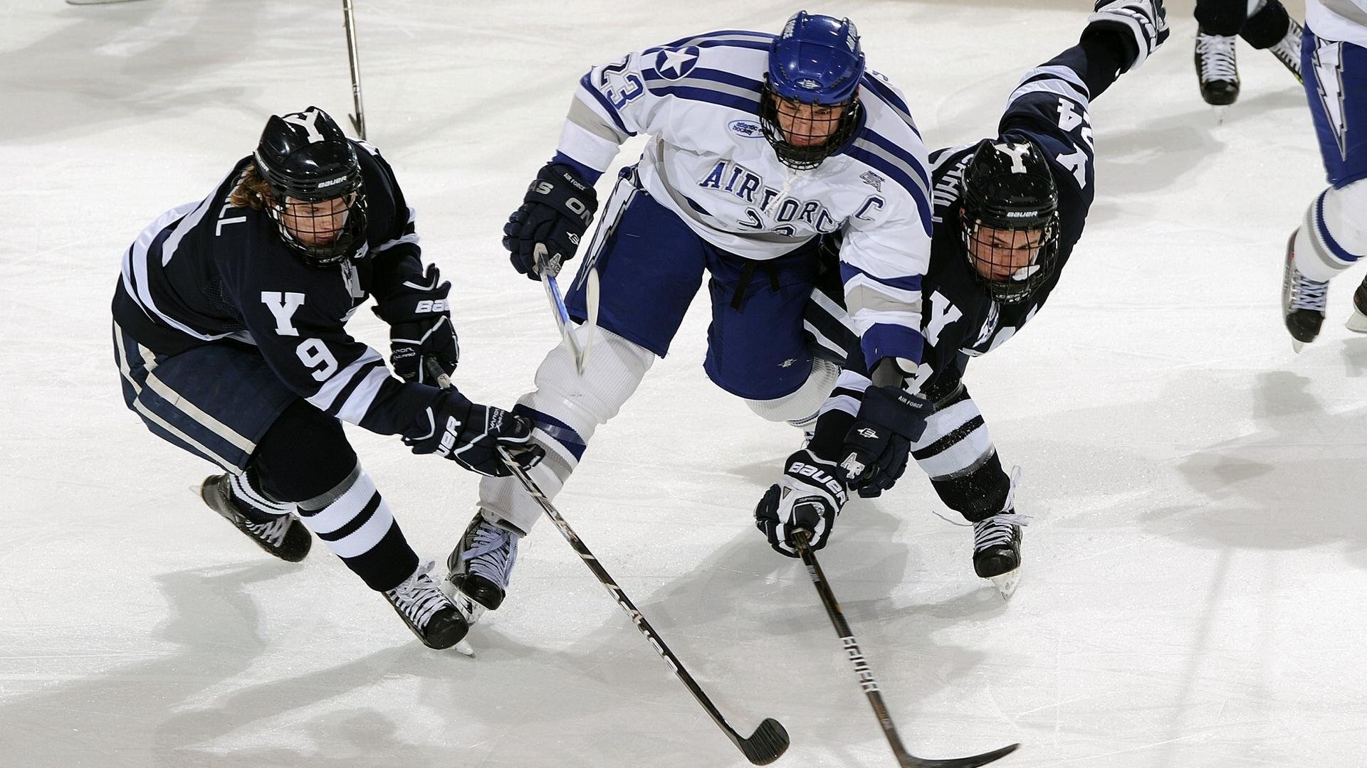 当莫兰特穿越时空挑战湖人，一场不存在的对决如何揭示篮球本质？